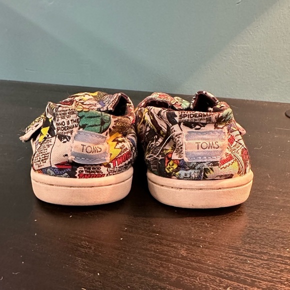 Toms x Marvel - kids shoes - 8 - Picture 3 of 7
